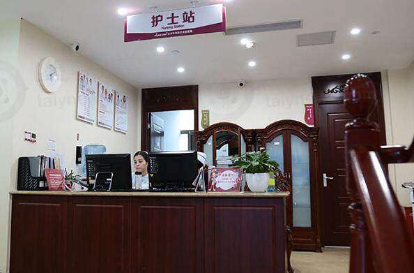 我做微孔苹果肌复位提升术，术后2天面部立体，法令纹淡化啦！ 