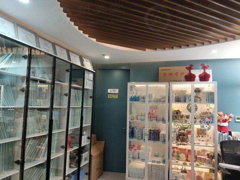 我在南京维视做半飞秒，低度近视困扰轻松解决，视力达 1.2！ 